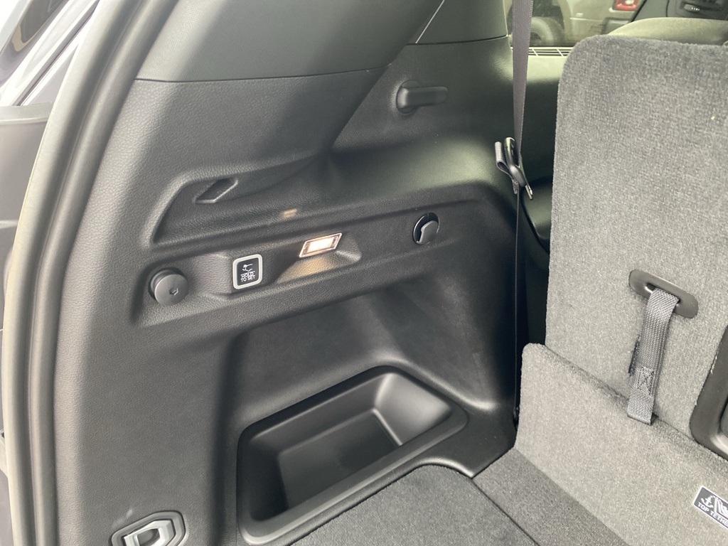 2025 Jeep Grand Cherokee Limited photo 13