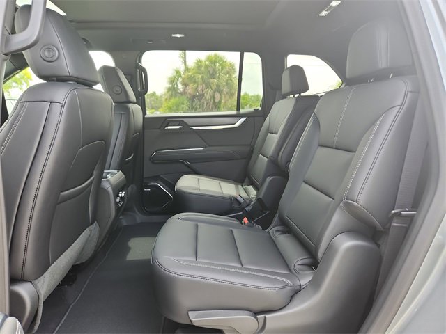 2025 Gmc Acadia Elevation photo 9