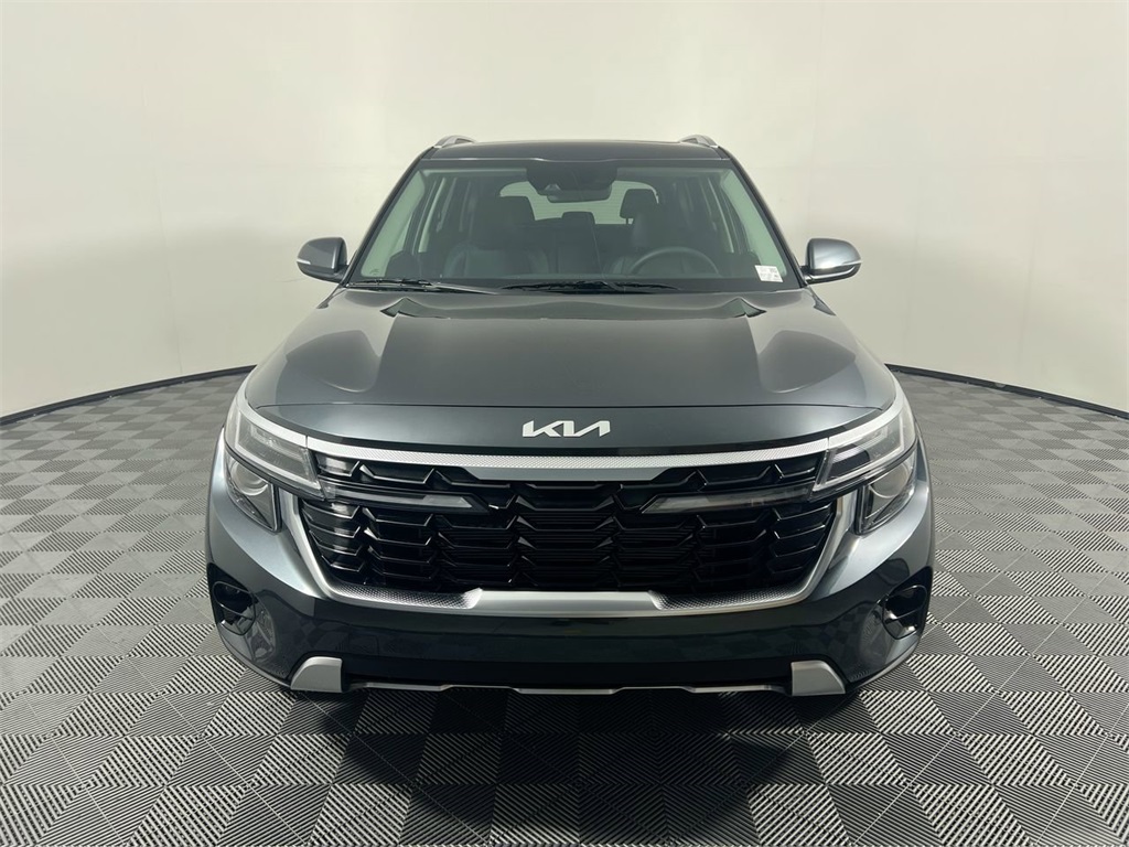 2026 Kia Seltos EX photo 8