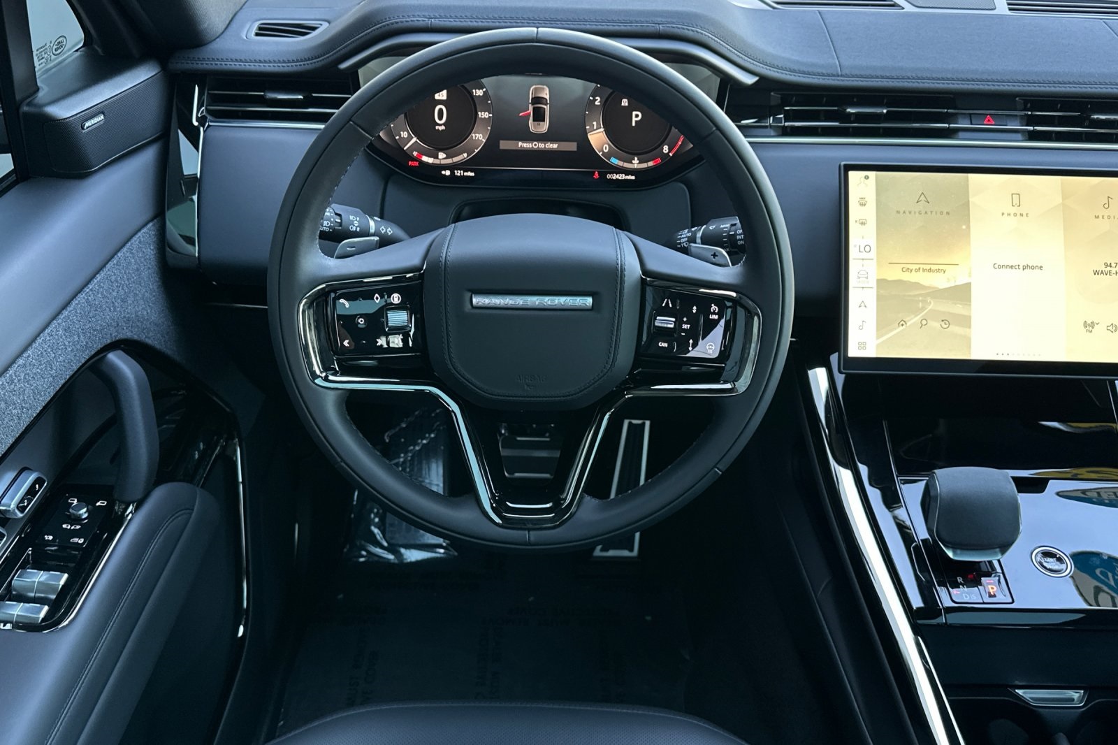 2025 Land Rover Range Rover Sport SE photo 16