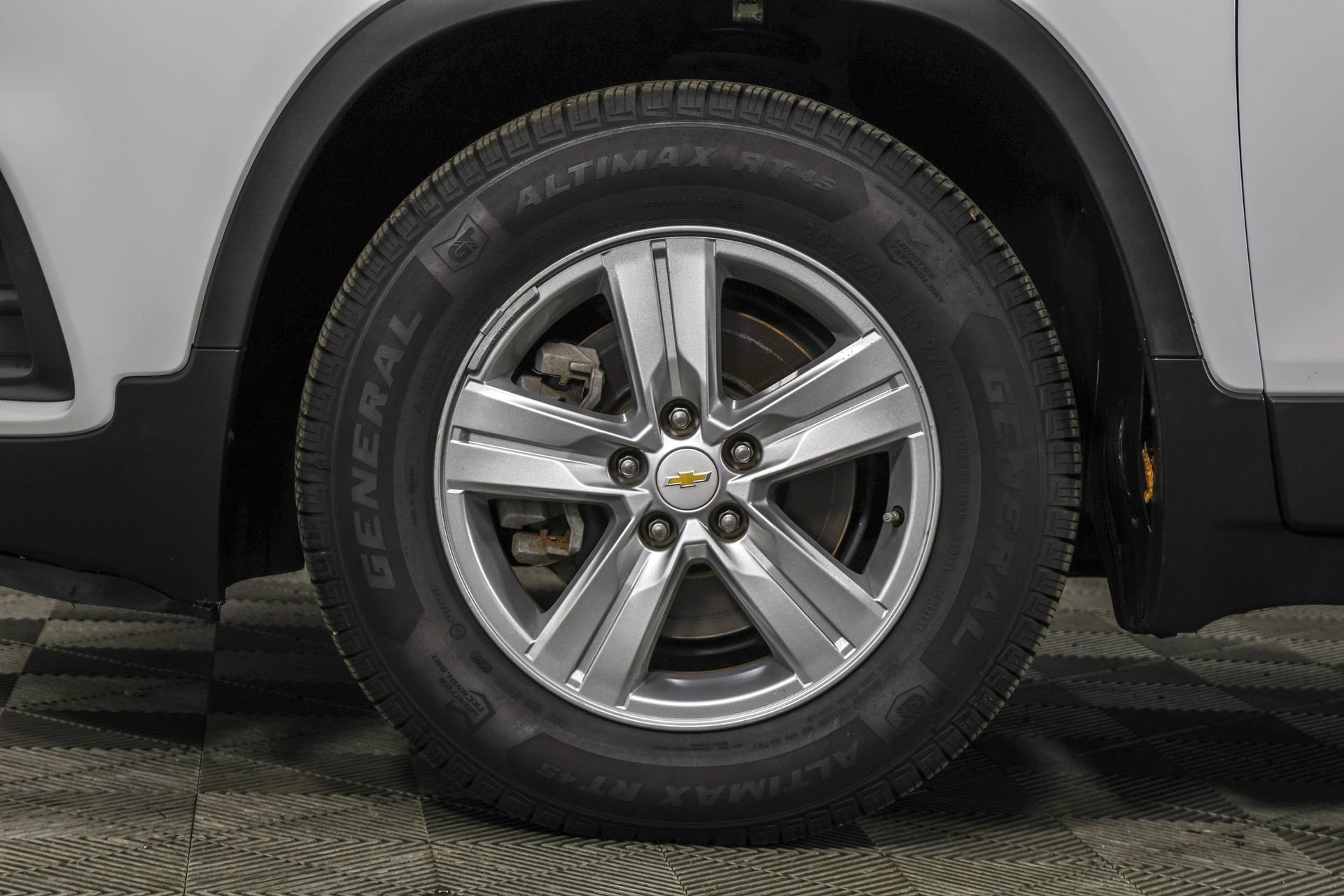 2020 Chevrolet Trax LT photo 13