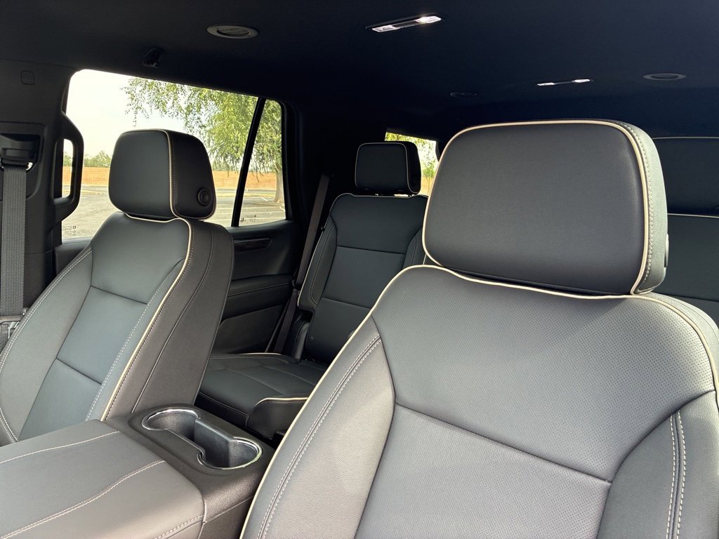 2025 Chevrolet Tahoe Premier photo 15