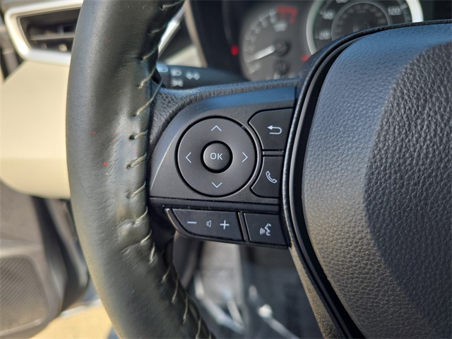 2020 Toyota Corolla LE photo 20