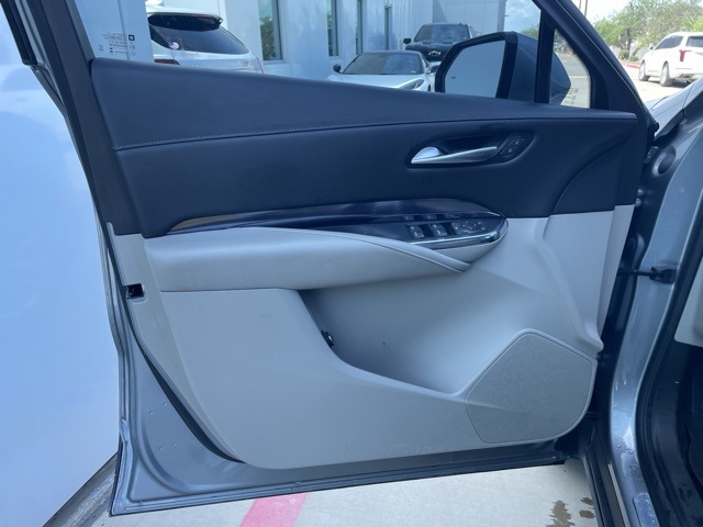 2023 Cadillac XT4 Luxury photo 10