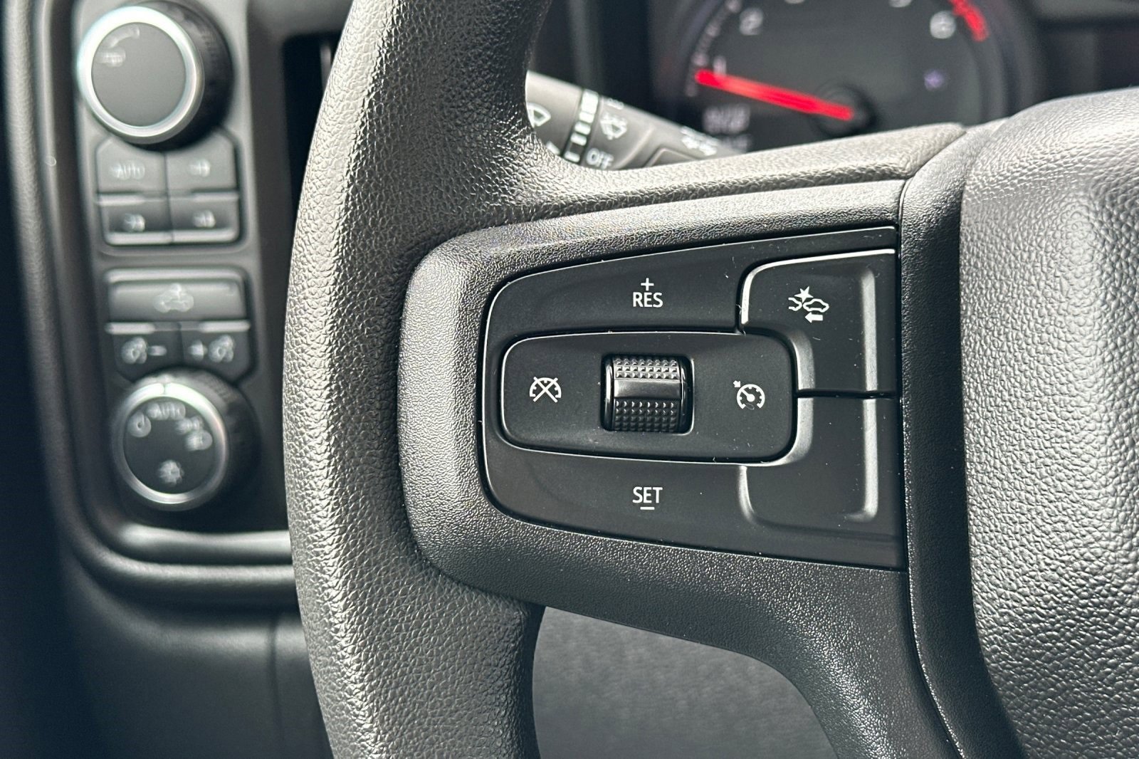 2024 Chevrolet Silverado 1500 Custom Trail Boss photo 26