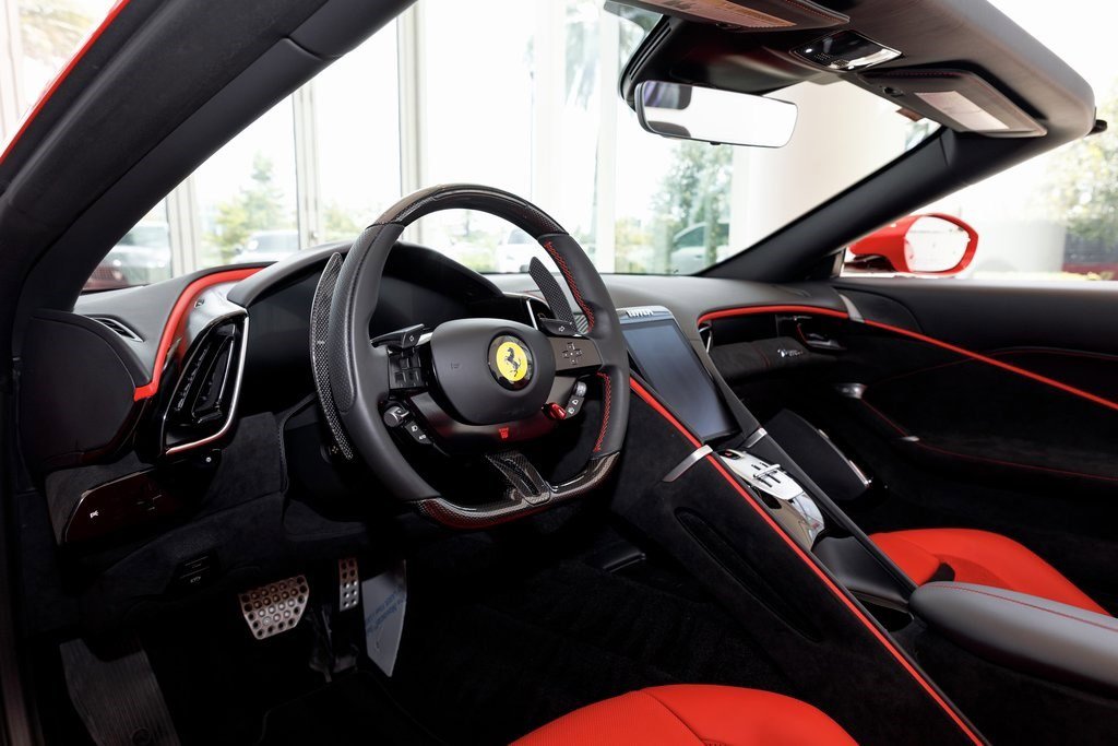 2025 Ferrari Roma Spider photo 16