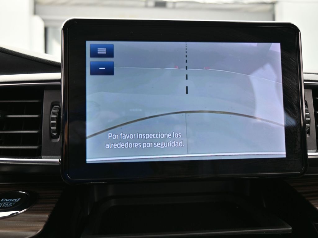 2022 Ford Explorer Limited photo 18