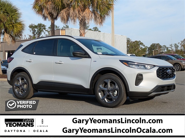 2026 Ford Escape ST-Line's photo