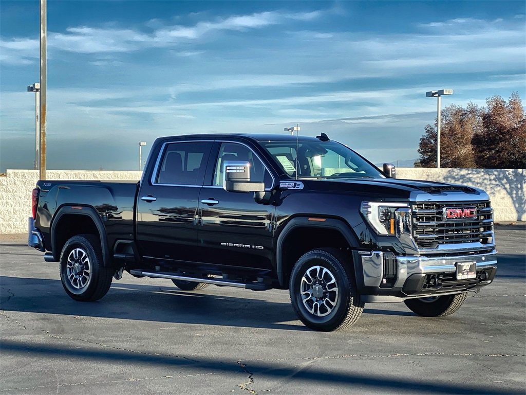 2026 Gmc Sierra 2500 HD SLT photo 3