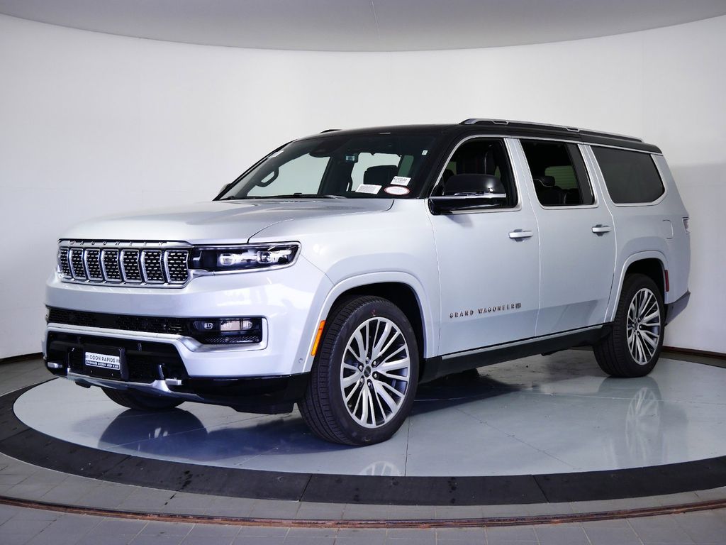 2023 Jeep Grand Wagoneer L Series III's photo