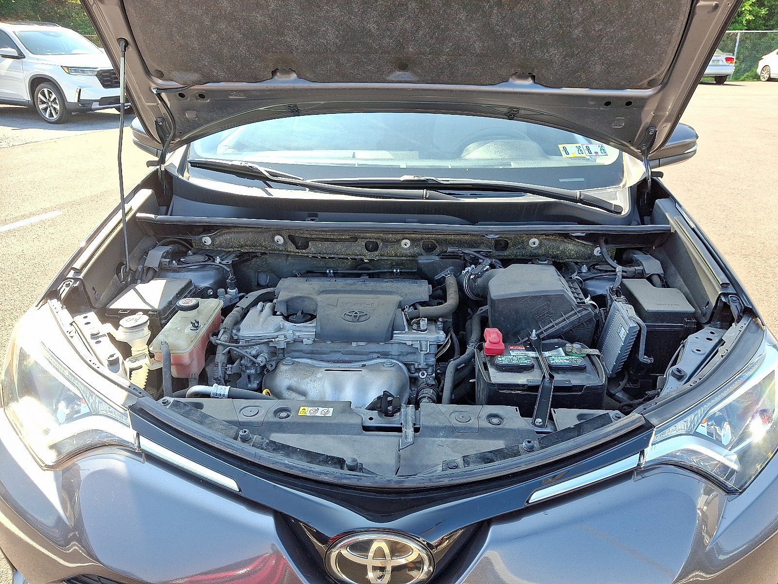 2018 Toyota RAV4 XLE photo 26