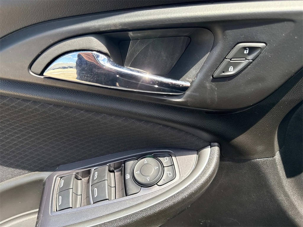 2023 Chevrolet Malibu 1LT photo 17