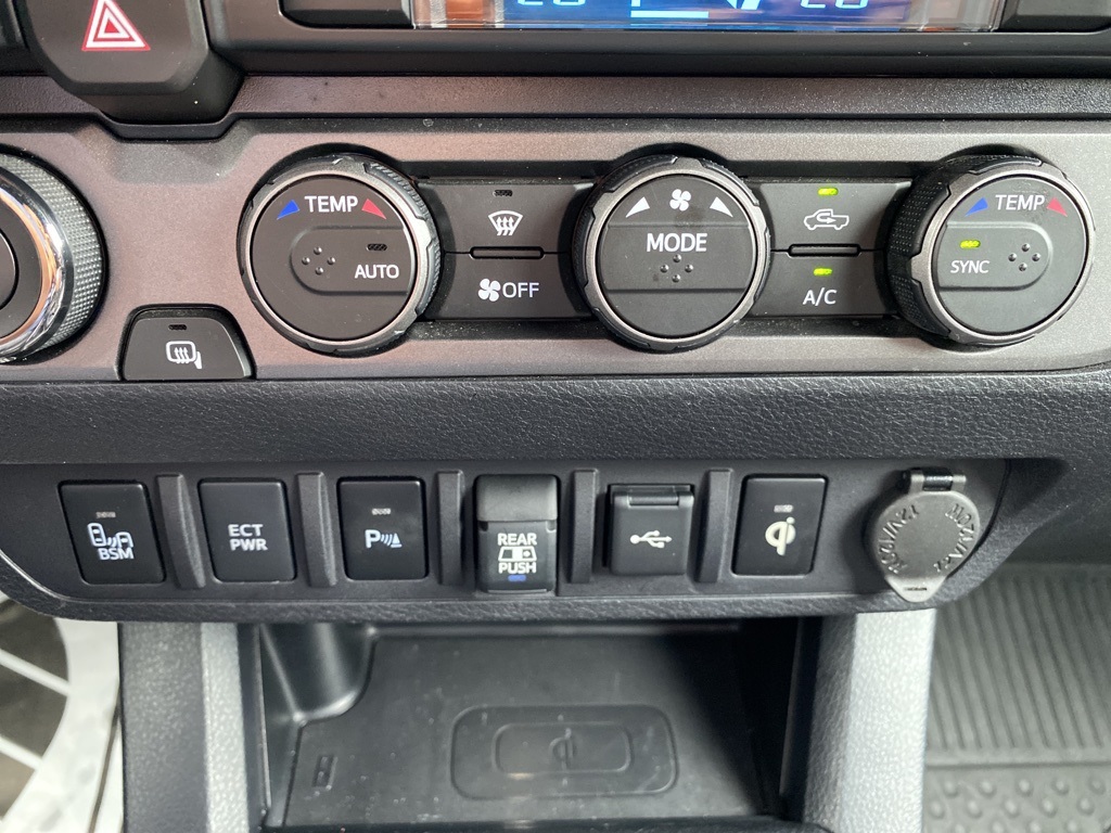 2020 Toyota Tacoma TRD Off-Road photo 32
