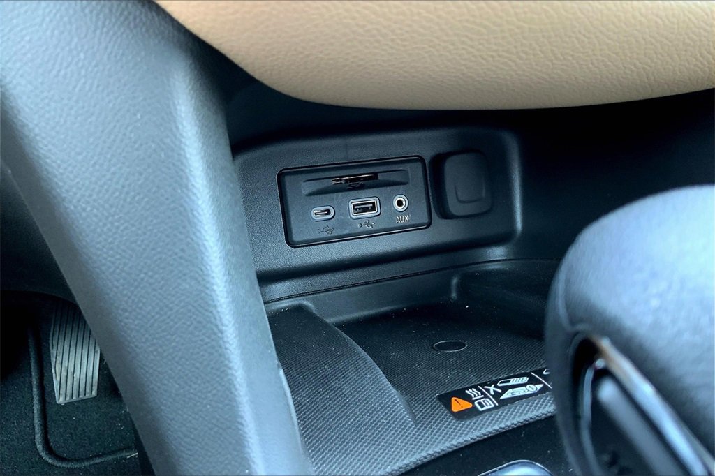 2022 Chevrolet Equinox Premier photo 32