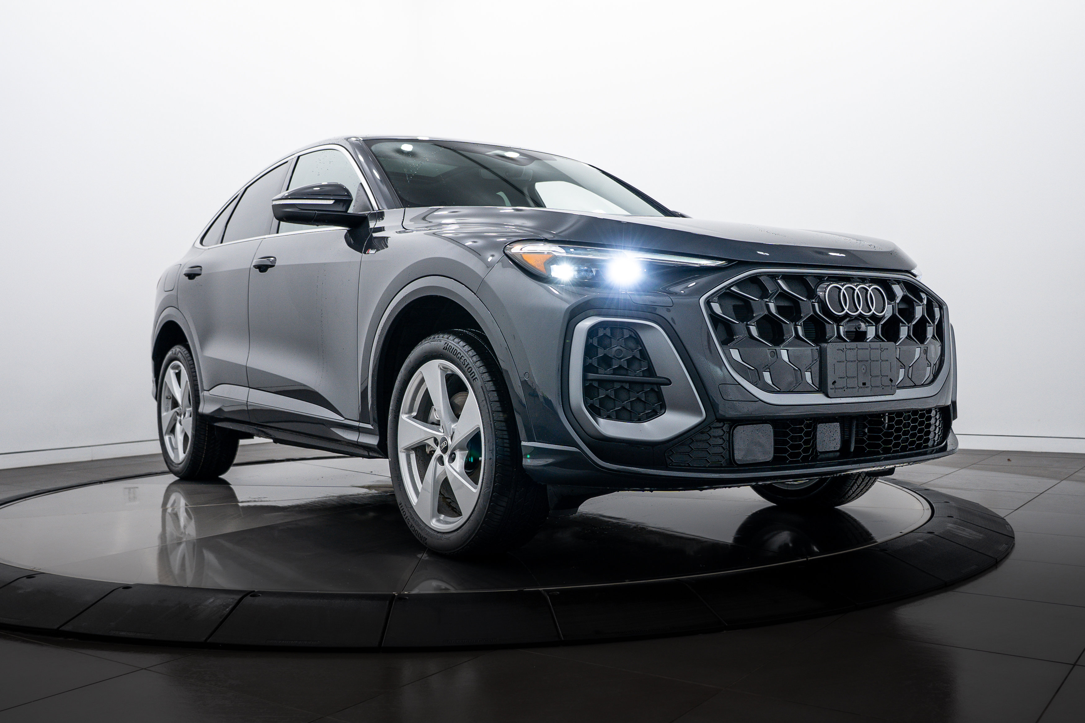 2025 Audi New Q5 Sportback Premium Plus's photo