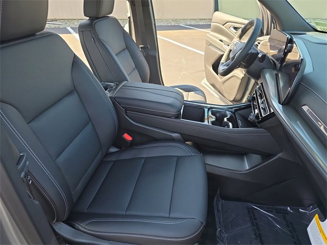 2026 Chevrolet Traverse photo 10