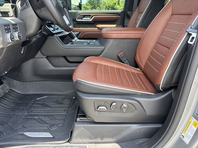 2025 Gmc Sierra 3500 HD Denali Ultimate photo 26