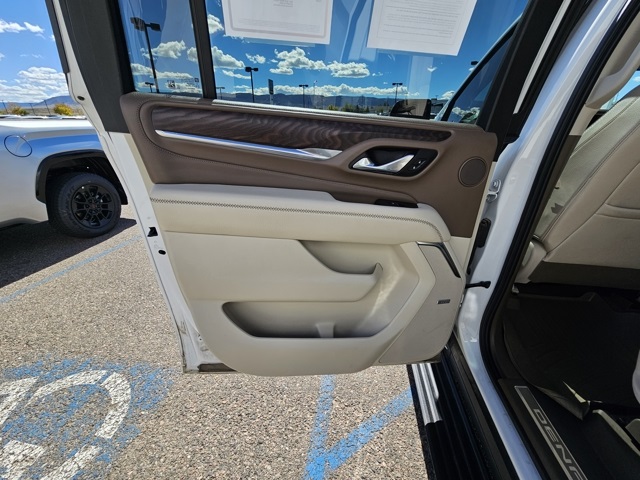 2023 Gmc Yukon XL Denali photo 16