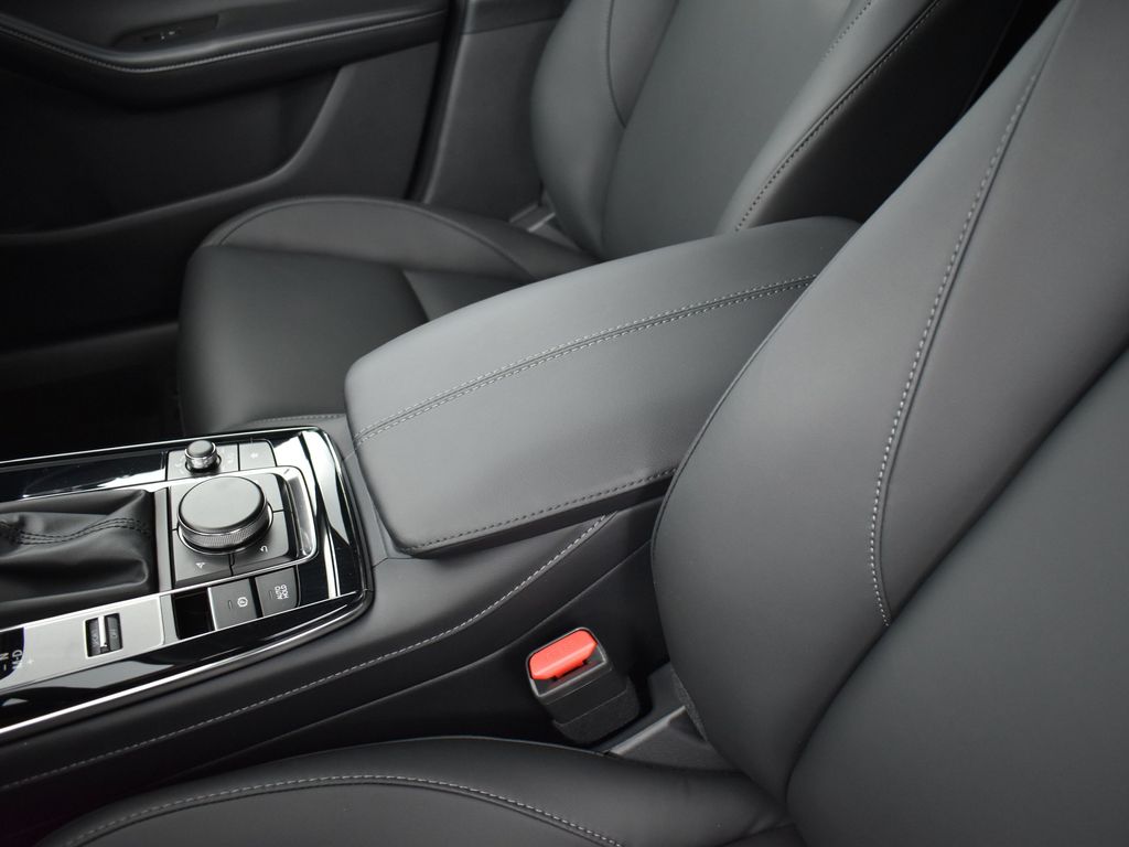 2025 Mazda CX-30 2.5 S Preferred photo 10
