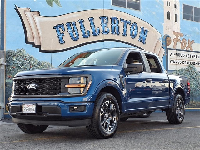 2025 Ford F-150 STX's photo