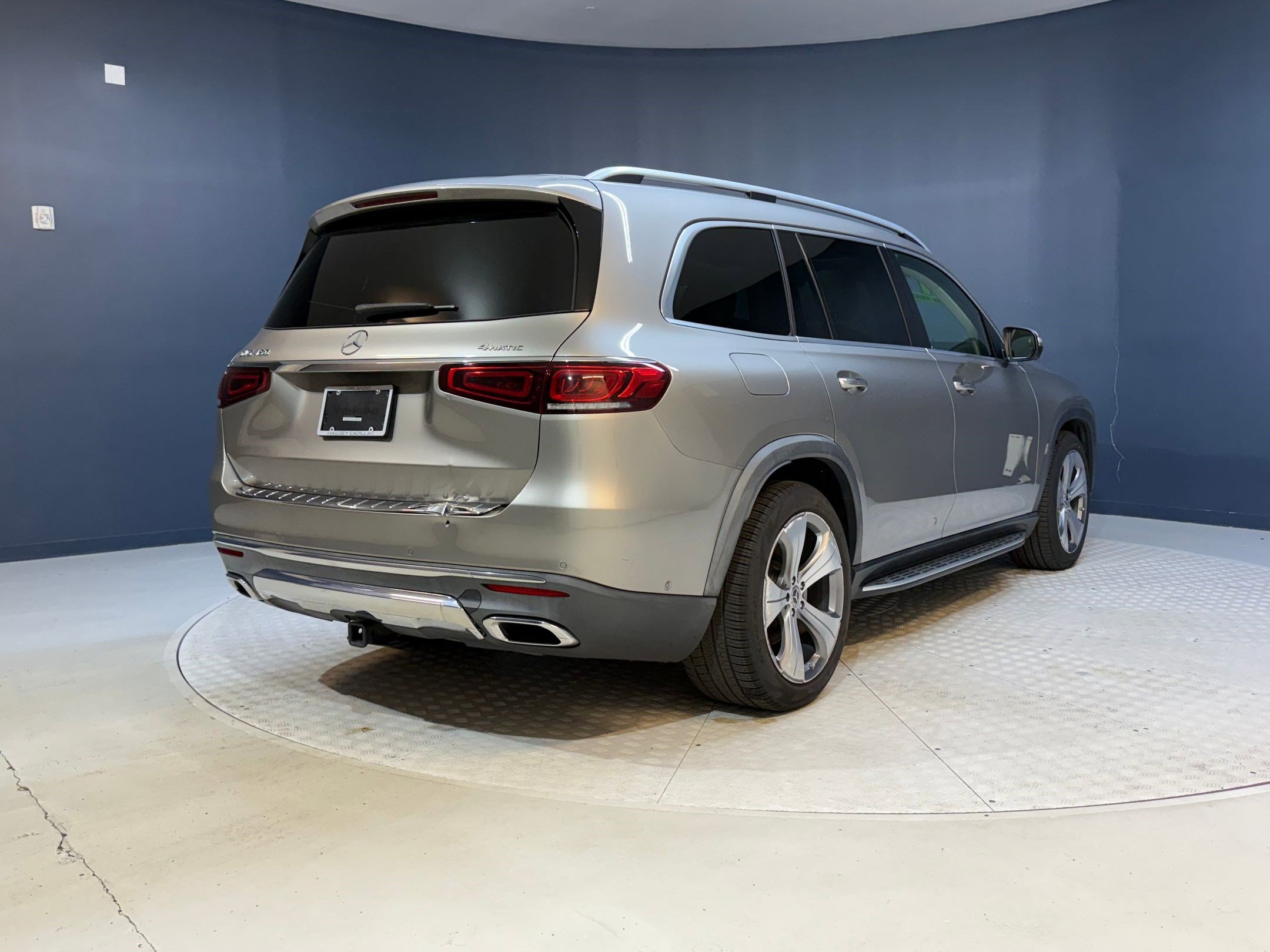 2021 Mercedes Benz GLS 450 photo 3