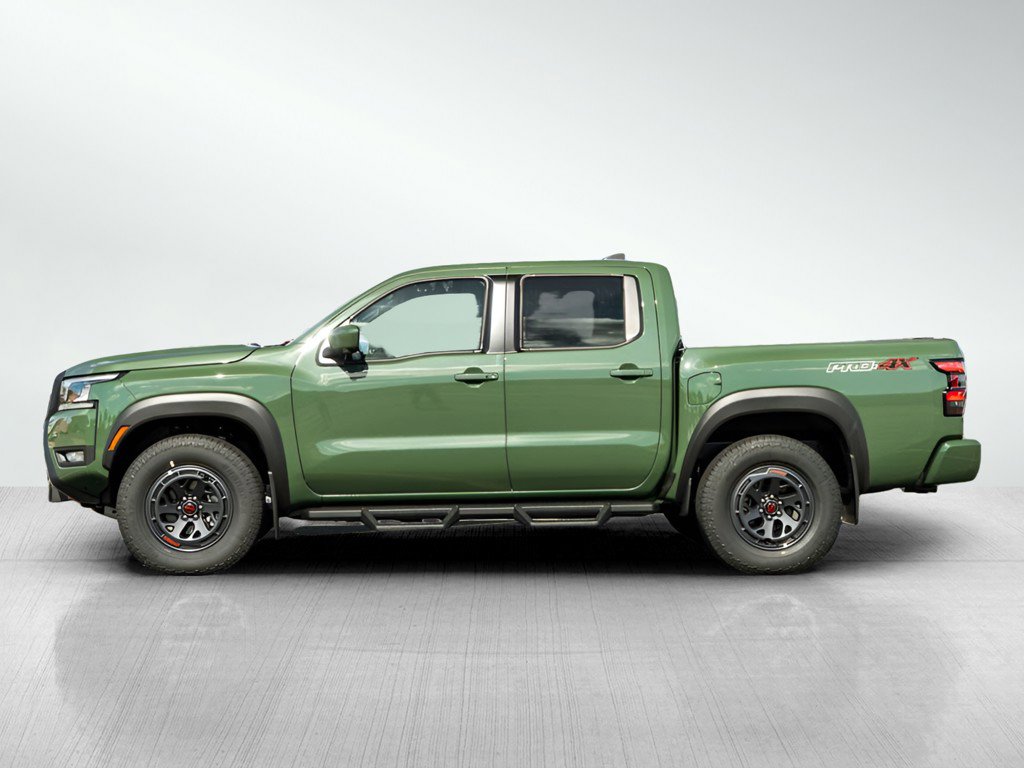 2026 Nissan Frontier PRO-4X photo 3