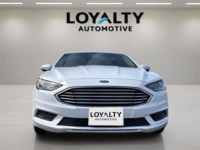 2017 Ford Fusion SE photo 8