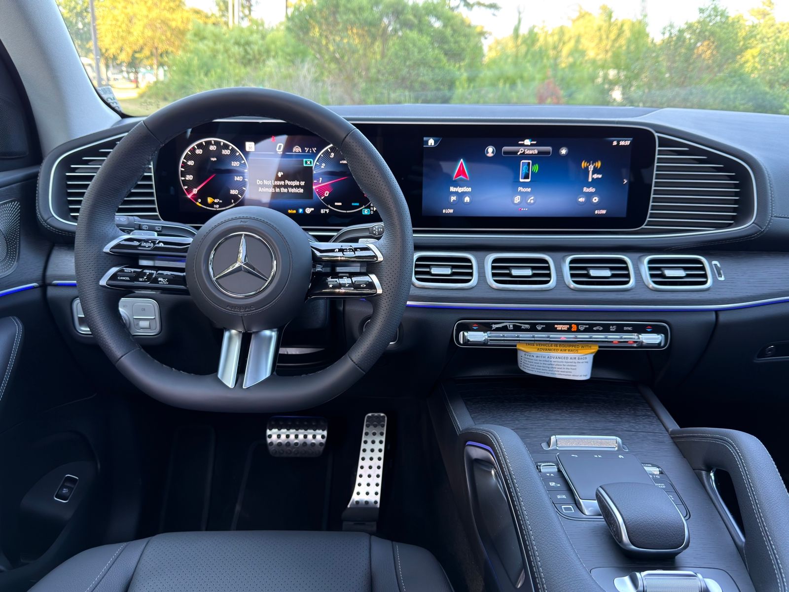 2026 Mercedes Benz GLS 450 4MATIC photo 4