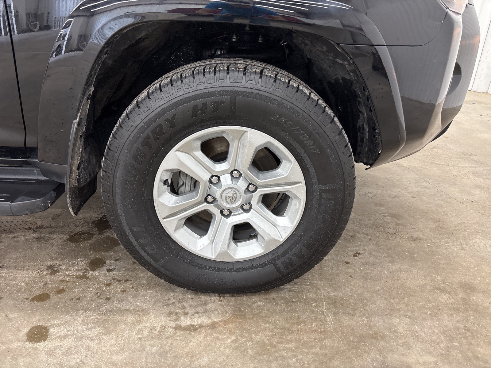 2024 Toyota 4Runner SR5 photo 25