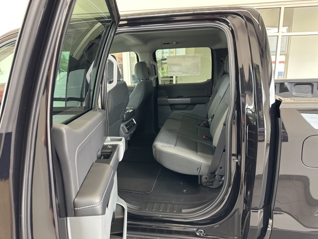 2025 Ford F-150 XLT photo 34