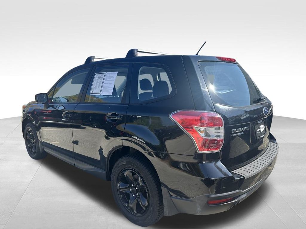 2014 Subaru Forester 2.5i photo 4