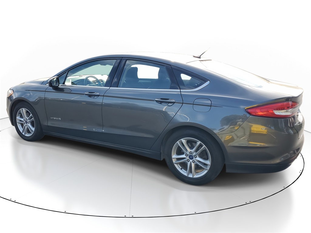 2018 Ford Fusion Hybrid SE photo 2