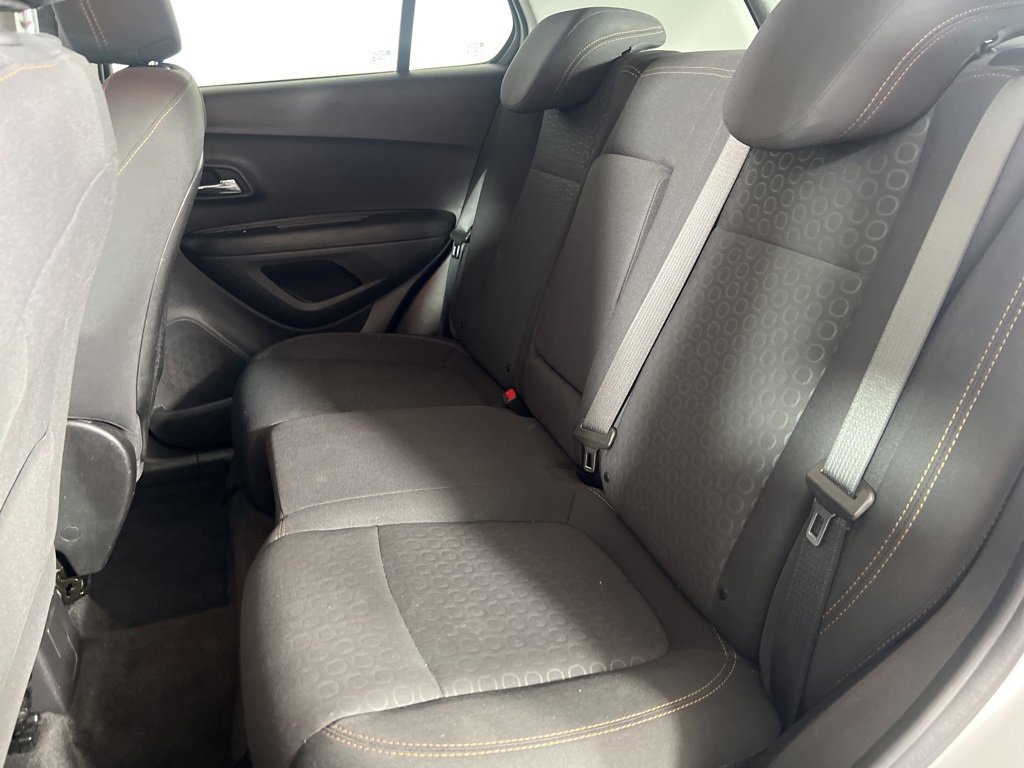 2020 Chevrolet Trax LS photo 26