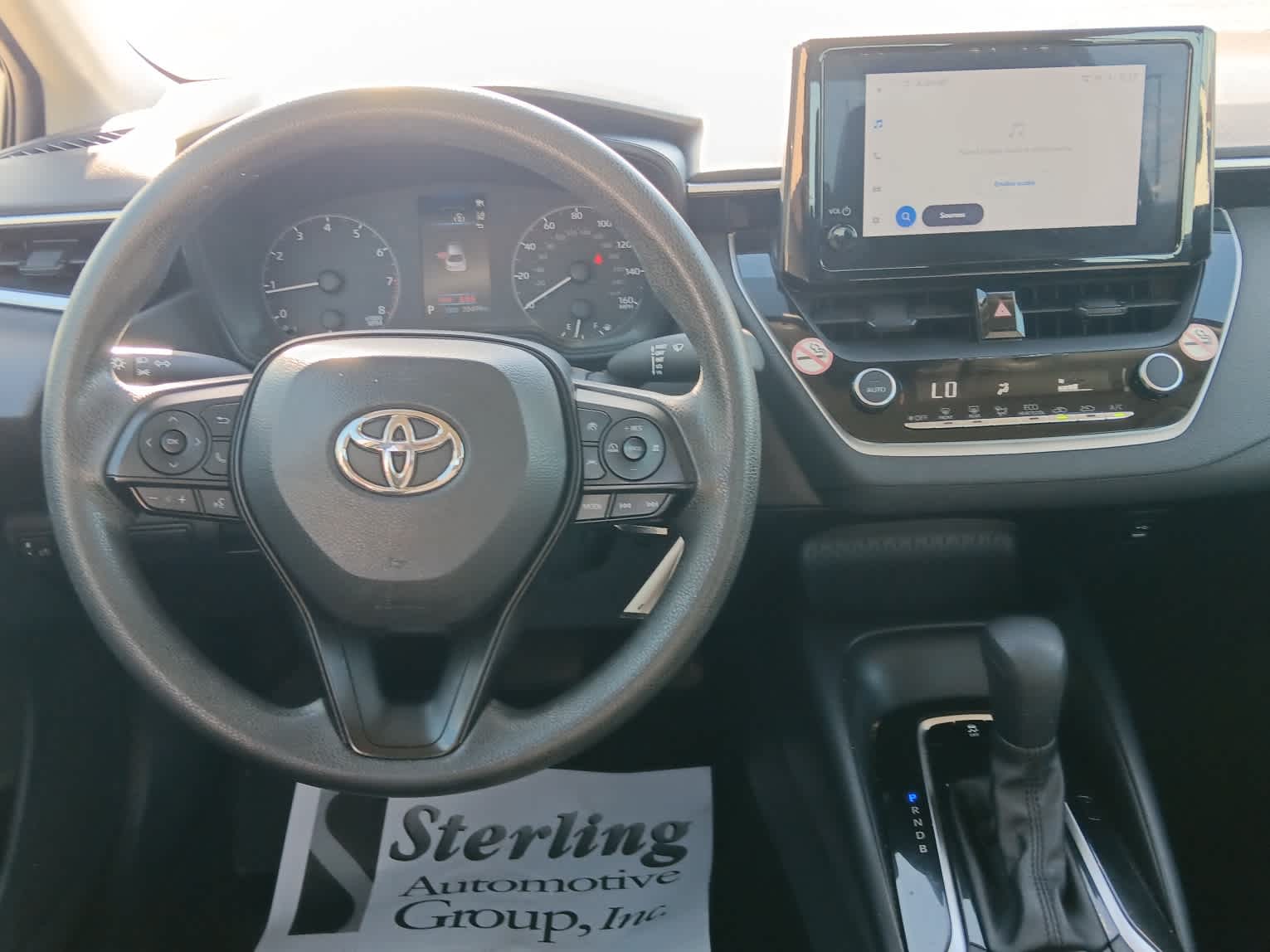 2023 Toyota Corolla LE photo 11
