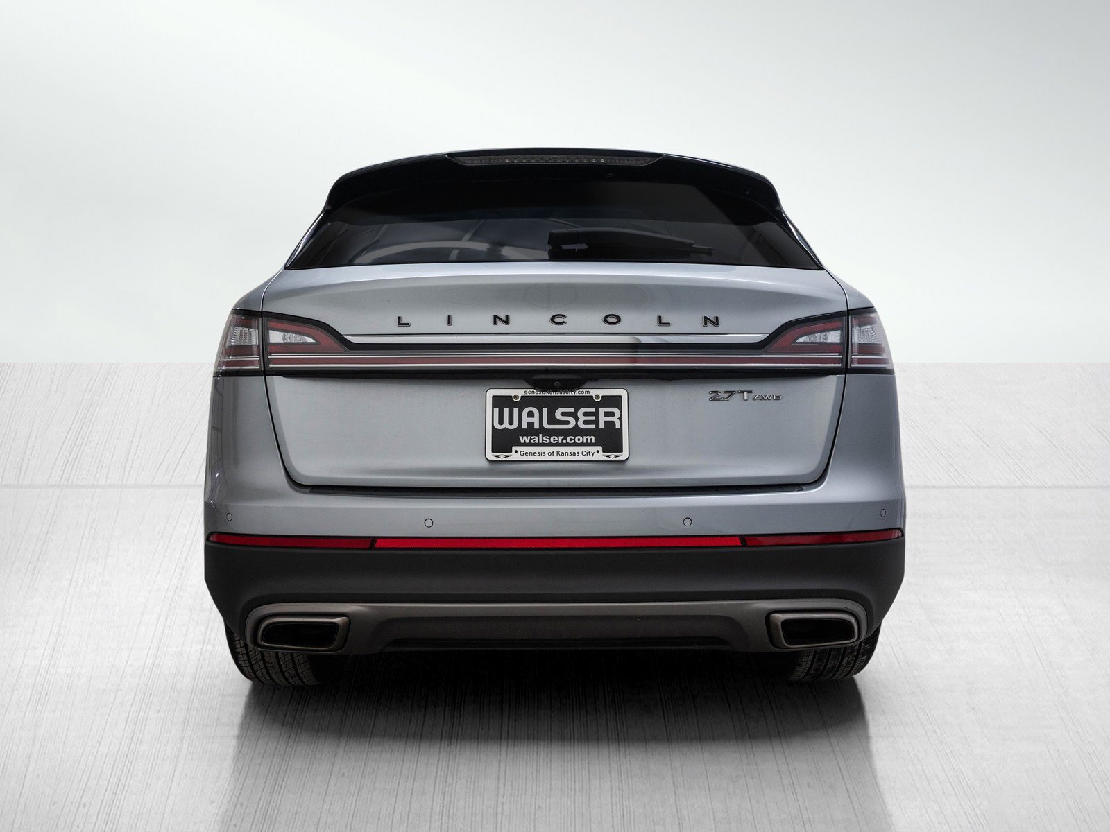 2020 Lincoln Nautilus Black Label photo 2