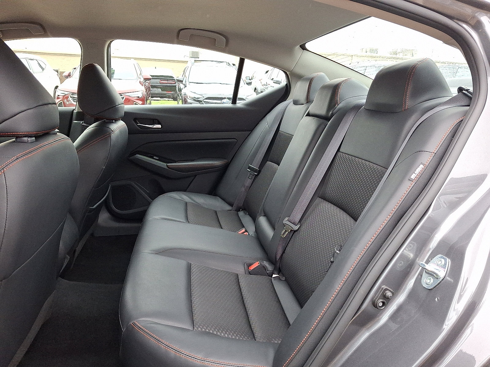 2024 Nissan Altima 2.5 SR photo 9