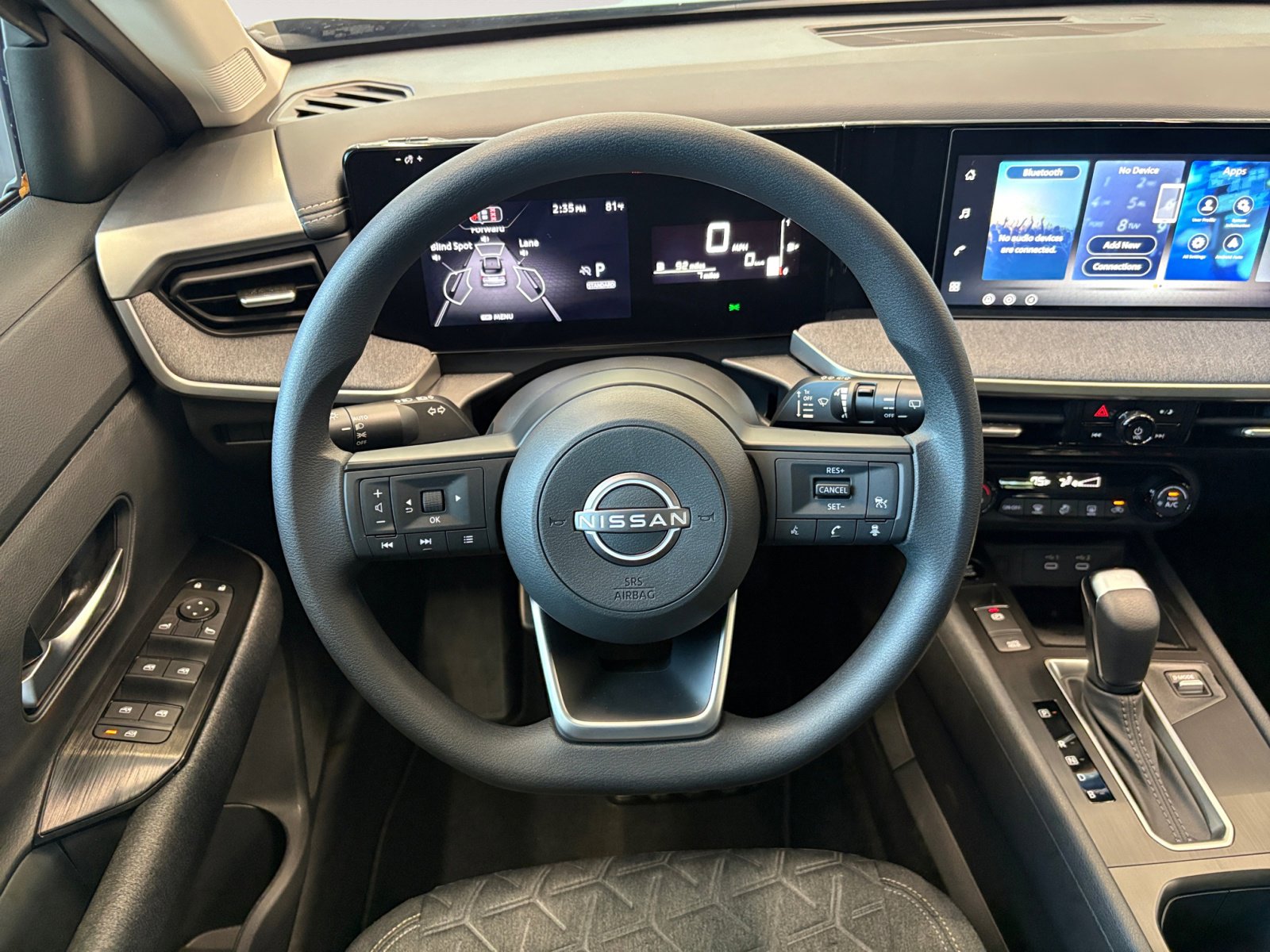 2026 Nissan Kicks SV photo 11