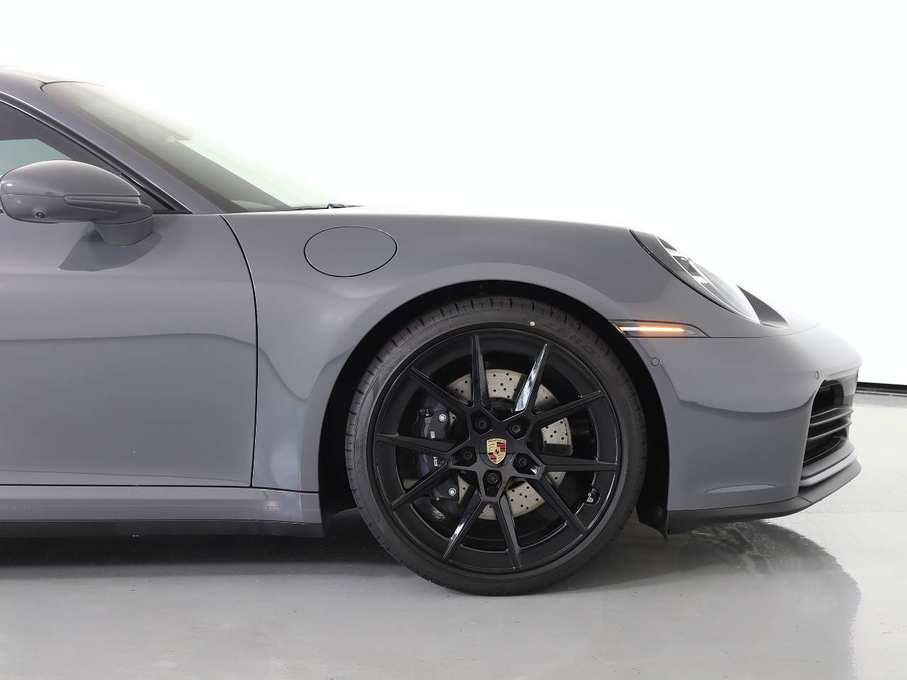 2025 Porsche 911 photo 11