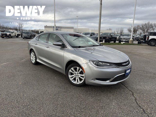 2016 Chrysler 200 Limited