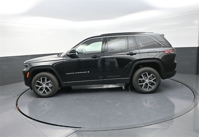 2025 Jeep Grand Cherokee Limited photo 2