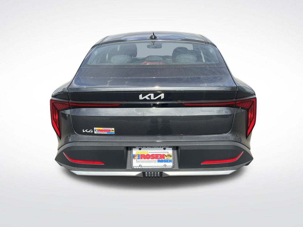 2025 Kia K4 EX photo 3