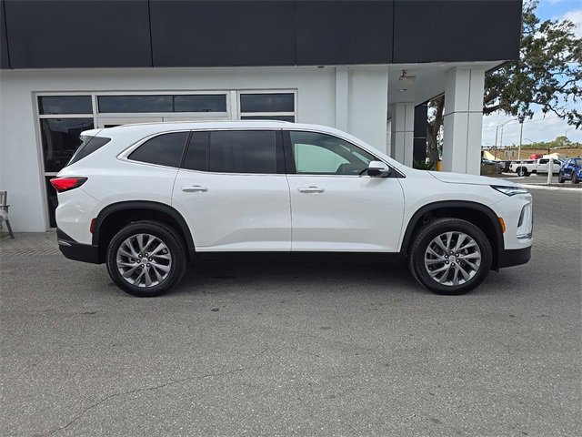 2025 Buick Enclave Preferred photo 4