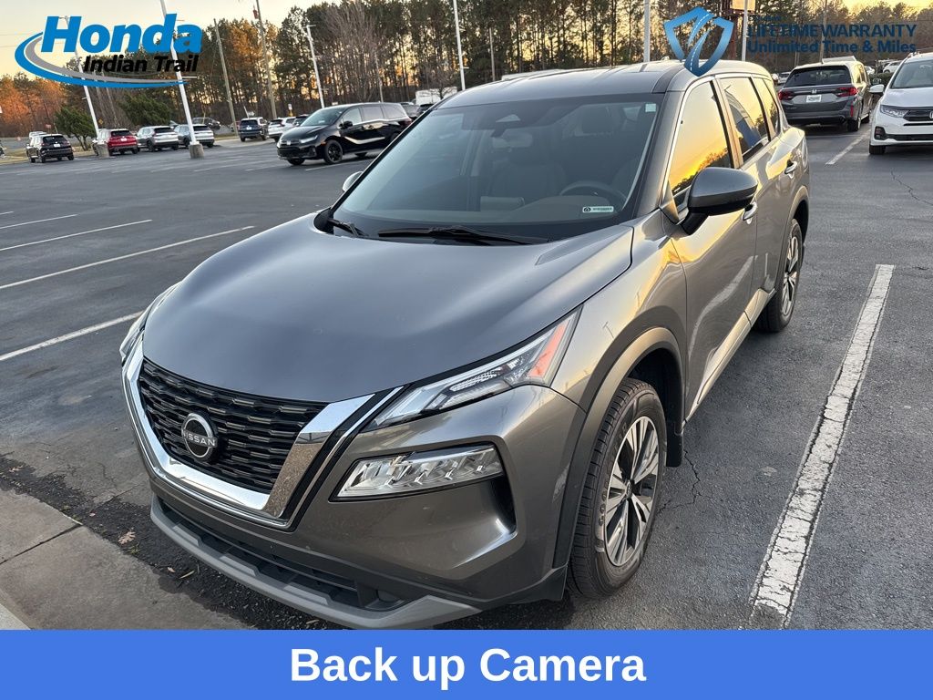 2023 Nissan Rogue SV's photo