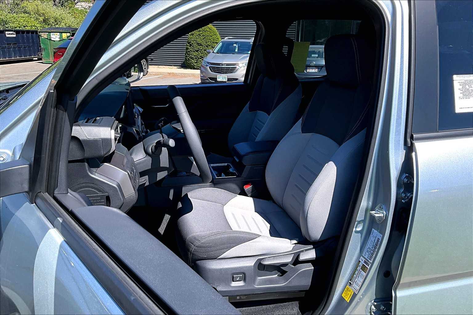 2025 Toyota Tacoma TRD Off-Road 4x4 Double Cab photo 9
