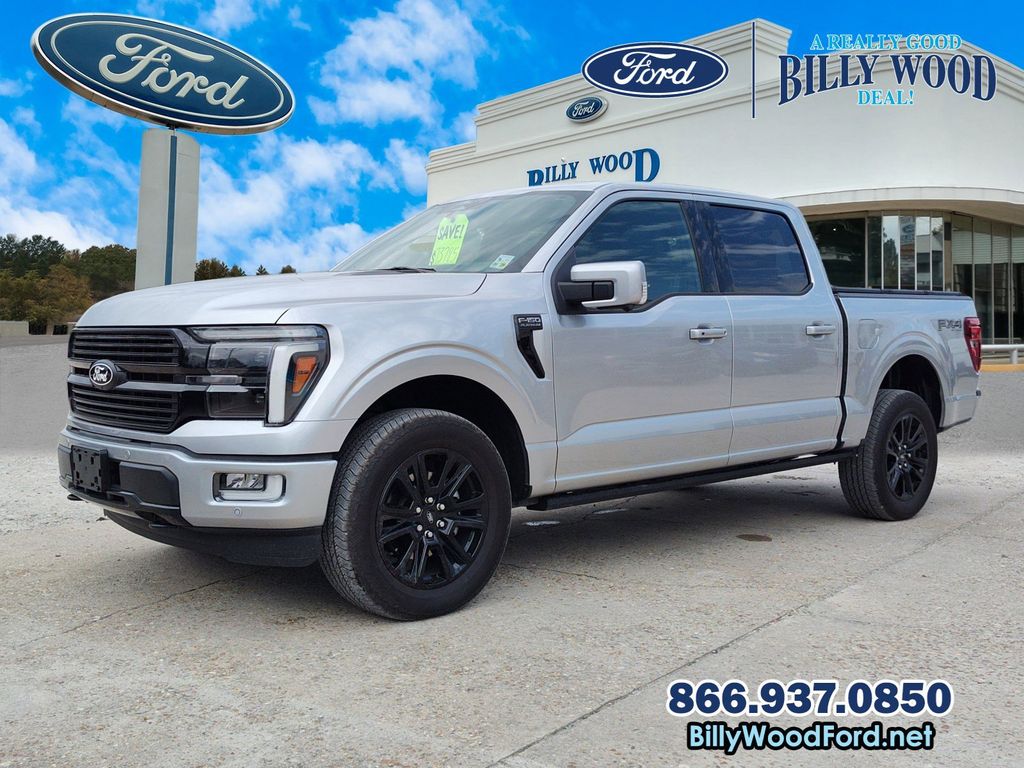 2025 Ford F-150 Platinum's photo
