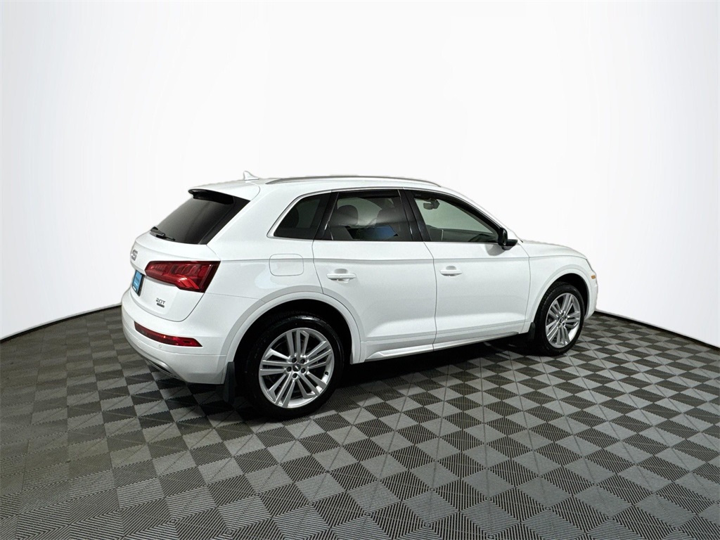 2018 Audi Q5 2.0T Premium Plus photo 11