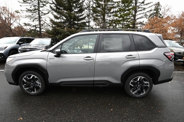 2025 Subaru Forester Limited photo 2