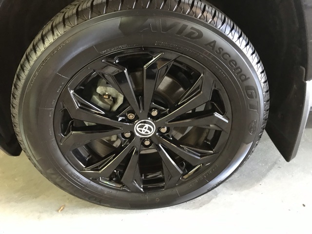 2023 Toyota RAV4 Hybrid XSE photo 9