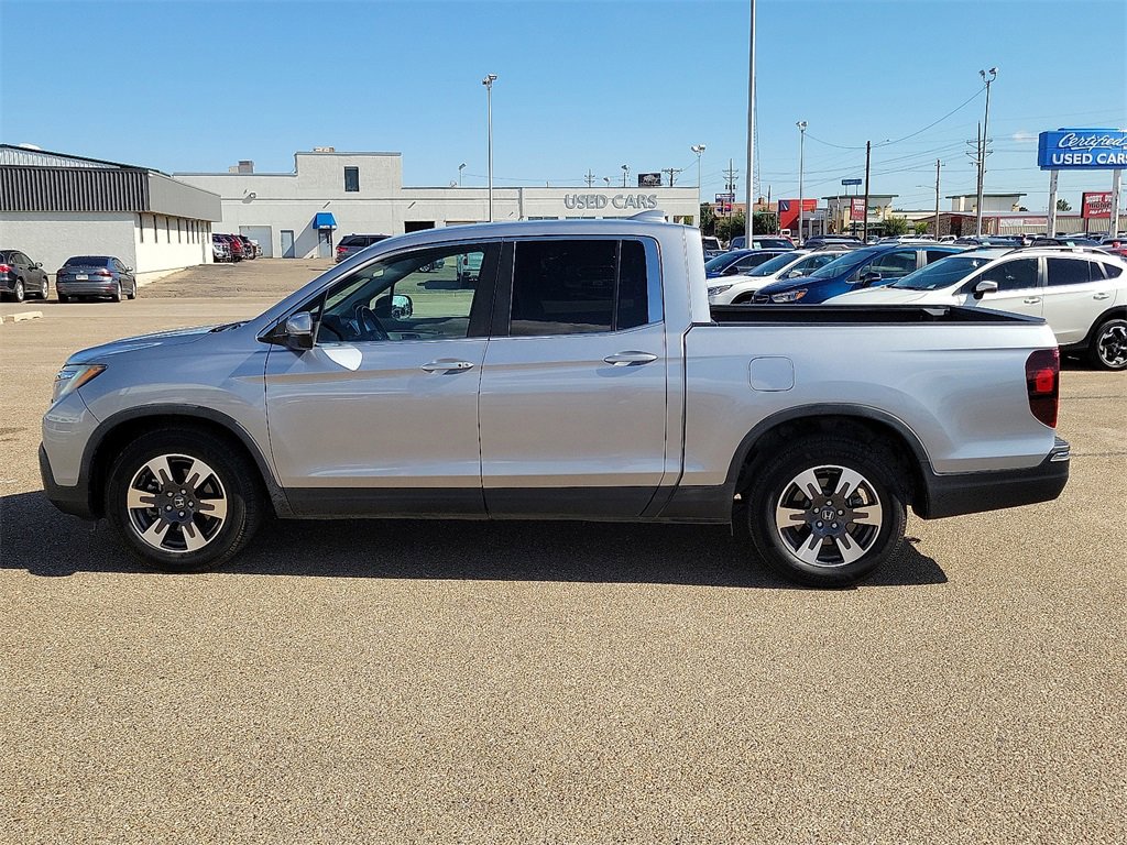 2017 Honda Ridgeline RTL-T photo 6