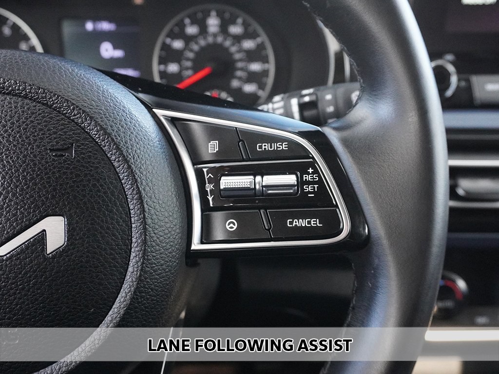 2023 Kia Seltos S photo 3